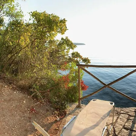 ヴィラ Ktima Bird Paradise Yénion